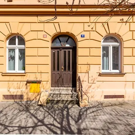Becherhaus Apartament Karlowe Wary